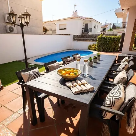 Private With Pool & Bbq - Barcelona