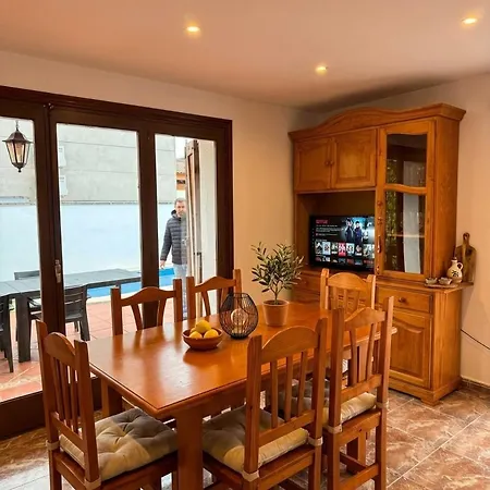 Private With Pool & Bbq - Barcelona